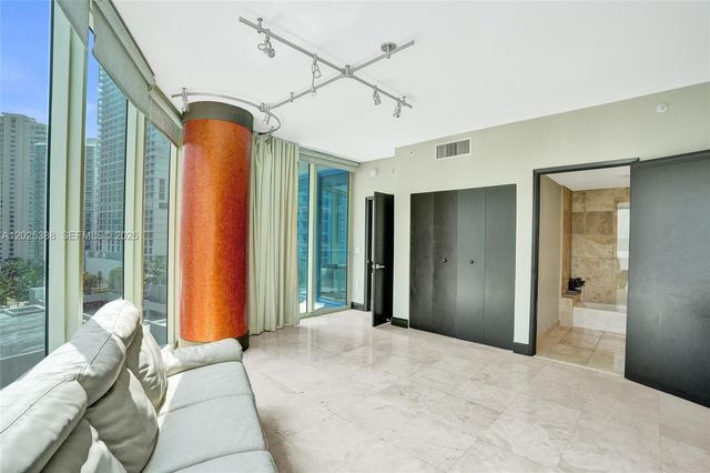 333 Las Olas Way 1608, Fort Lauderdale, FL 33301
