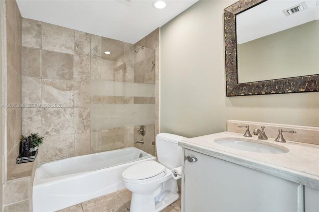 333 Las Olas Way 1608, Fort Lauderdale, FL 33301