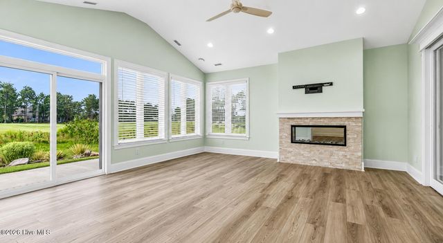 2359 Weeping Birch Road NE, Leland, NC 28451