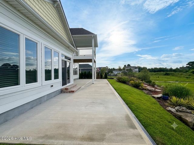 2359 Weeping Birch Road NE, Leland, NC 28451
