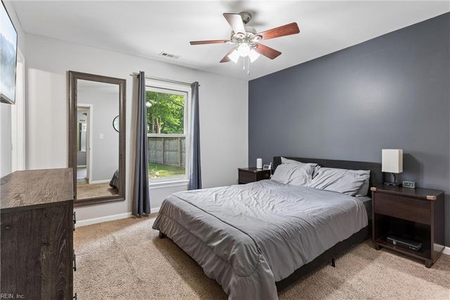 118 Lambert LN, Newport News, VA 23602