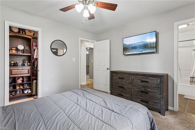 118 Lambert LN, Newport News, VA 23602