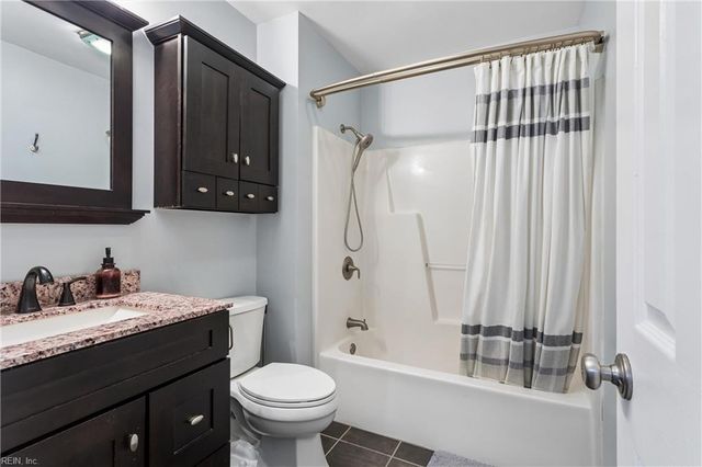 118 Lambert LN, Newport News, VA 23602