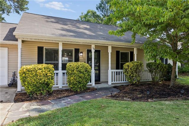 118 Lambert LN, Newport News, VA 23602