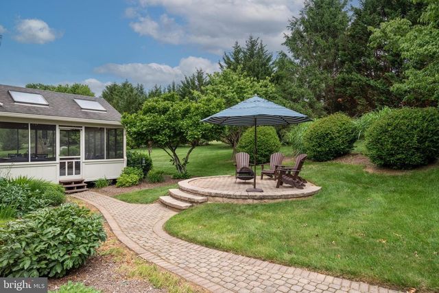 45 HERON HILL DR, Downingtown, PA 19335
