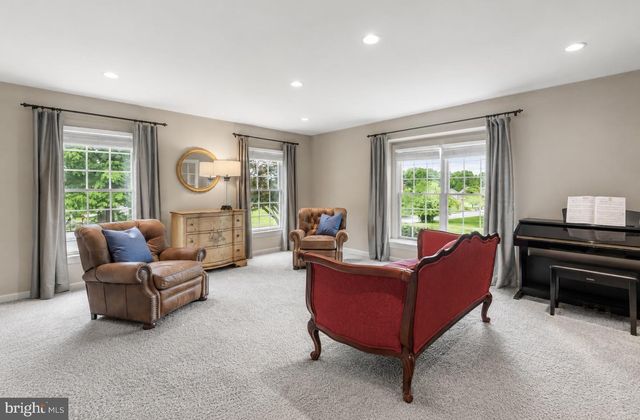 45 HERON HILL DR, Downingtown, PA 19335