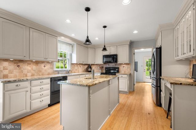 45 HERON HILL DR, Downingtown, PA 19335
