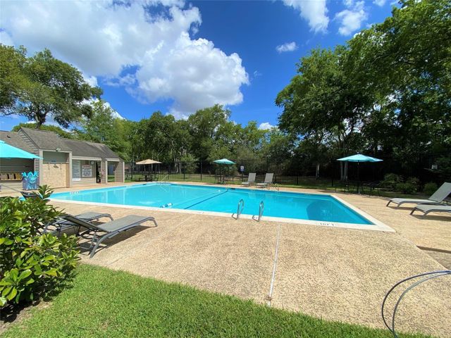 3827 Wood Stone Walk Drive, Houston, TX 77084