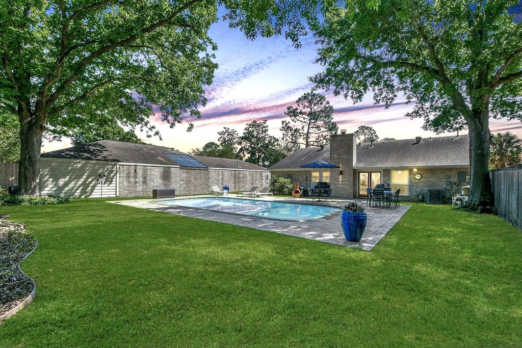 3827 Wood Stone Walk Drive, Houston, TX 77084