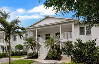 1215 Sarah Jean CIR J205, Naples, FL 34110