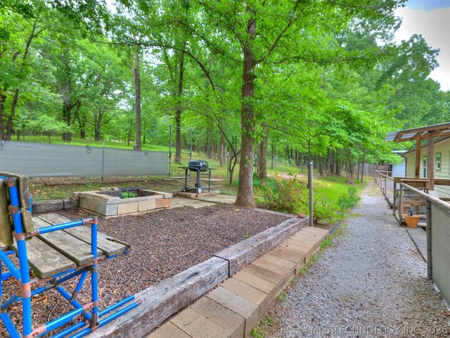 94 W Highland Drive, Sand Springs, OK 74063