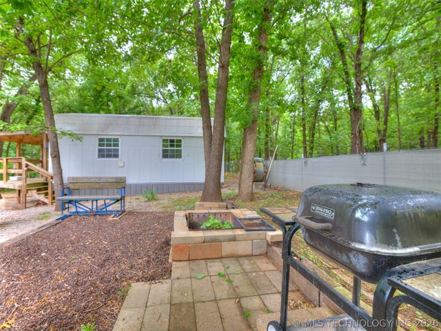 94 W Highland Drive, Sand Springs, OK 74063