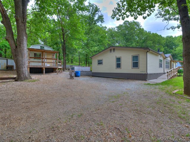 94 W Highland Drive, Sand Springs, OK 74063