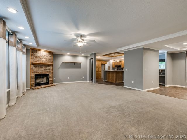 94 W Highland Drive, Sand Springs, OK 74063