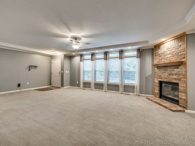 94 W Highland Drive, Sand Springs, OK 74063