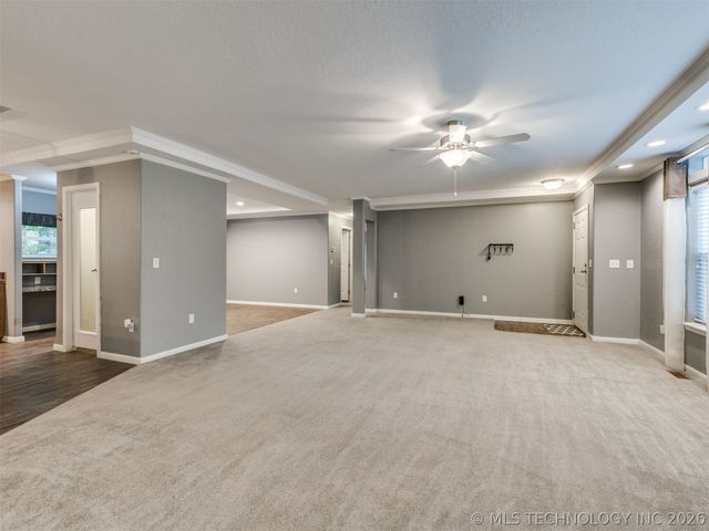 94 W Highland Drive, Sand Springs, OK 74063