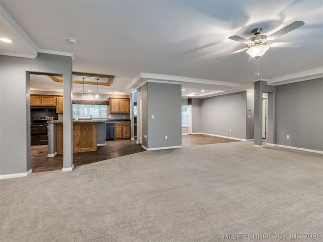 94 W Highland Drive, Sand Springs, OK 74063