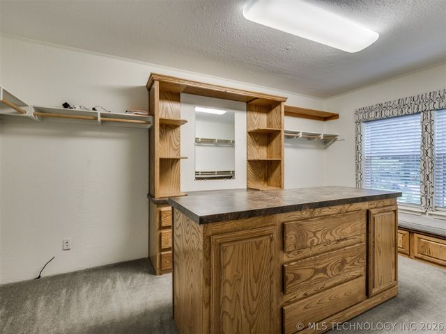 94 W Highland Drive, Sand Springs, OK 74063