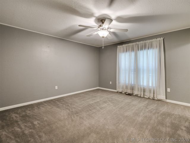 94 W Highland Drive, Sand Springs, OK 74063