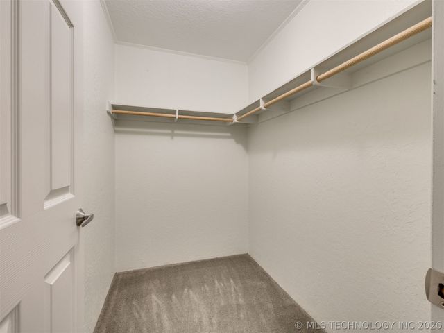 94 W Highland Drive, Sand Springs, OK 74063