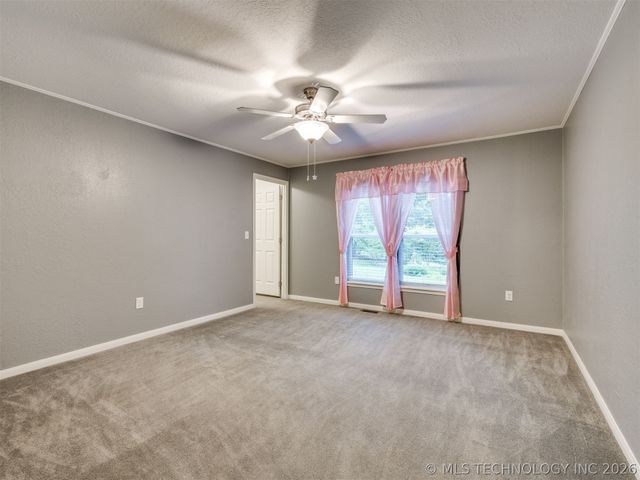 94 W Highland Drive, Sand Springs, OK 74063