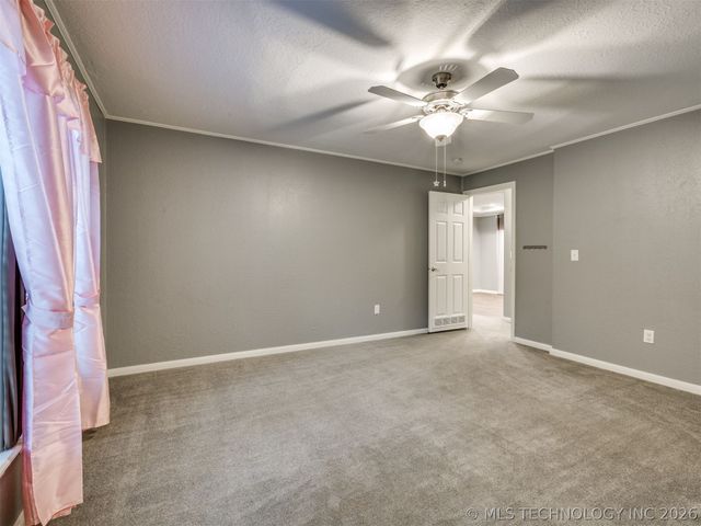 94 W Highland Drive, Sand Springs, OK 74063