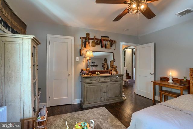 118 ELIZABETH ST, Millersville, PA 17551