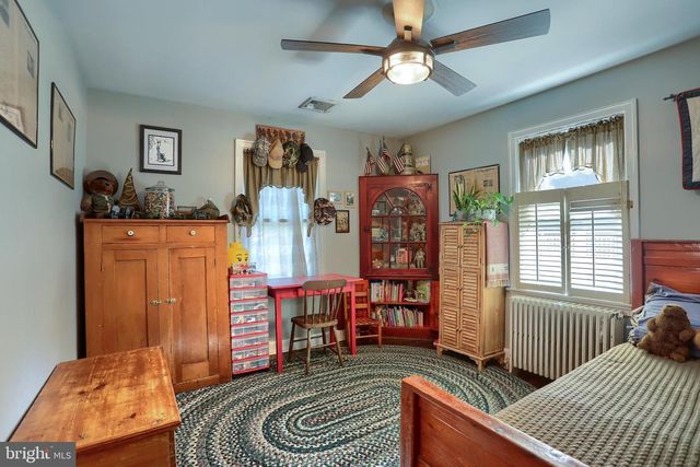 118 ELIZABETH ST, Millersville, PA 17551