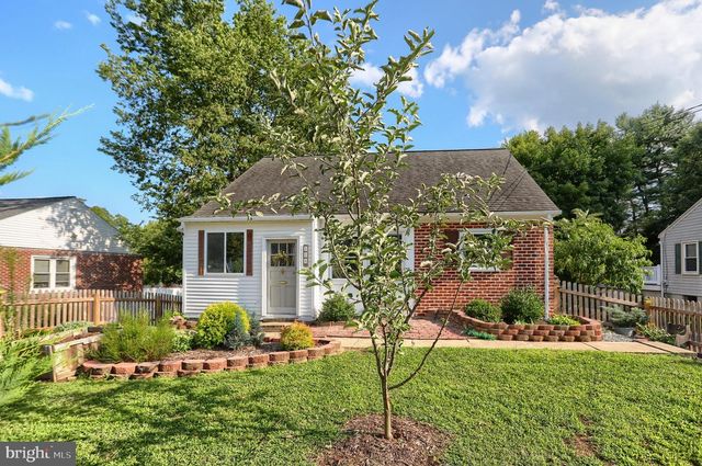118 ELIZABETH ST, Millersville, PA 17551