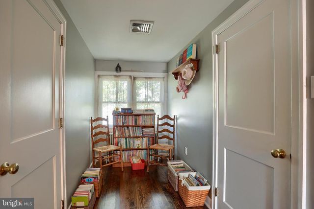 118 ELIZABETH ST, Millersville, PA 17551
