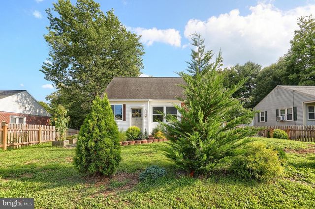 118 ELIZABETH ST, Millersville, PA 17551