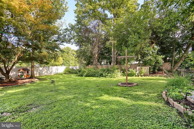 118 ELIZABETH ST, Millersville, PA 17551