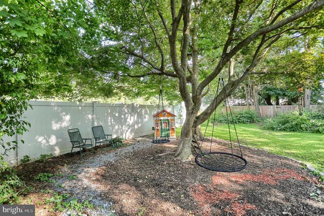 118 ELIZABETH ST, Millersville, PA 17551