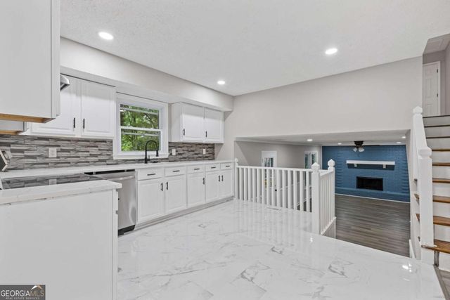 798 Brownlee Lane, Lawrenceville, GA 30044