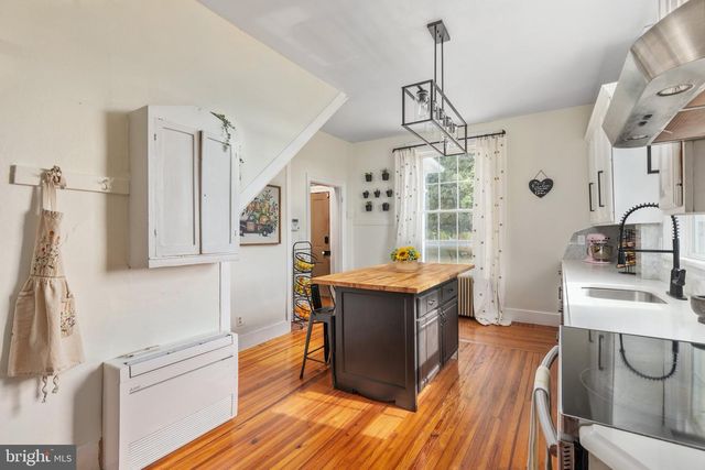 2239 SIXTH ST, Middletown, VA 22645