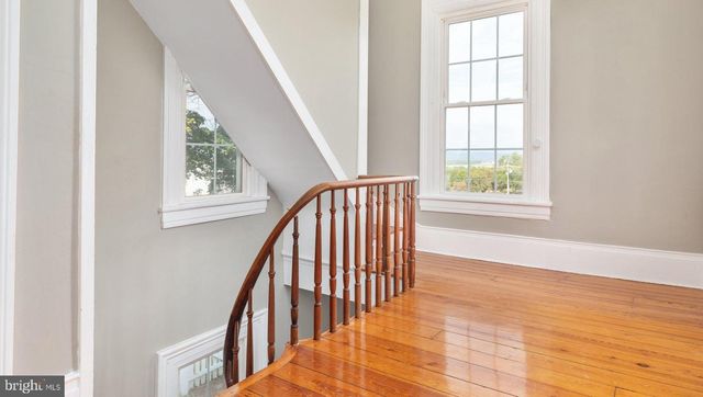 2239 SIXTH ST, Middletown, VA 22645