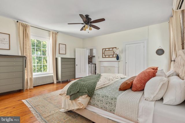 2239 SIXTH ST, Middletown, VA 22645