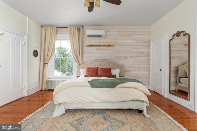 2239 SIXTH ST, Middletown, VA 22645