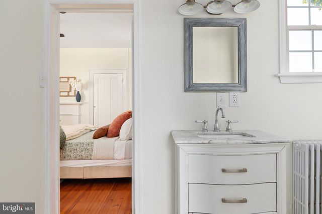 2239 SIXTH ST, Middletown, VA 22645