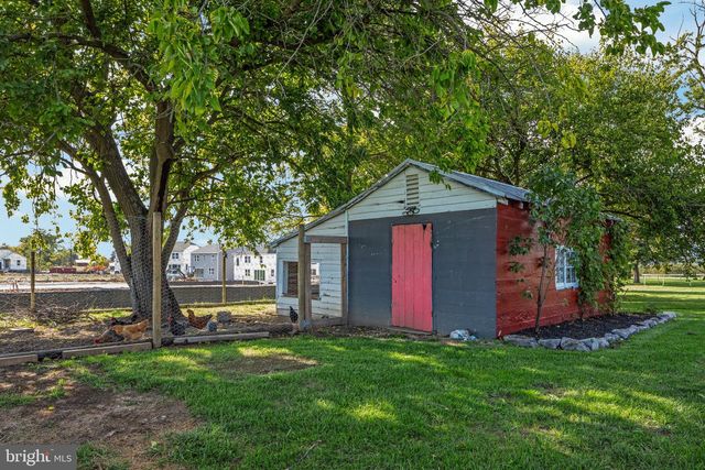 2239 SIXTH ST, Middletown, VA 22645