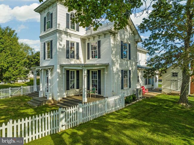 2239 SIXTH ST, Middletown, VA 22645