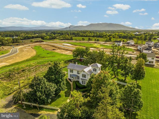 2239 SIXTH ST, Middletown, VA 22645