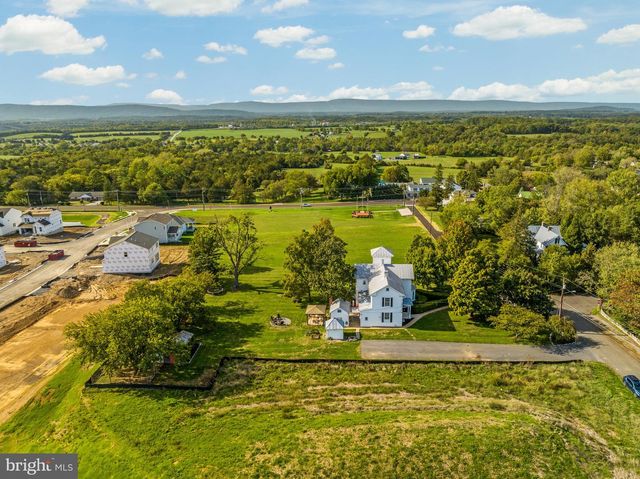 2239 SIXTH ST, Middletown, VA 22645