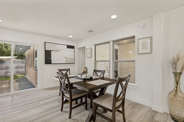 2930 Bellknoll Lane, Dallas, TX 75229