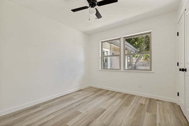 2930 Bellknoll Lane, Dallas, TX 75229