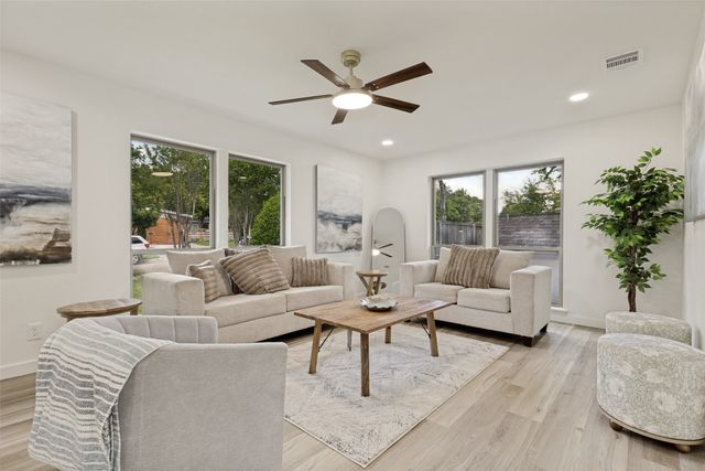 2930 Bellknoll Lane, Dallas, TX 75229