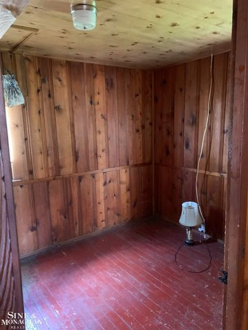 3103 10th Road, Monroe, MI 48162