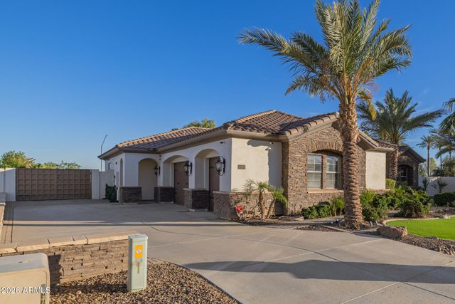 5511 N 179TH Drive, Litchfield Park, AZ 85340