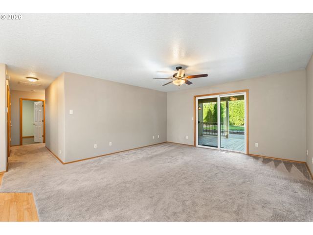 2535 12th Ave, Forest Grove, OR 97116