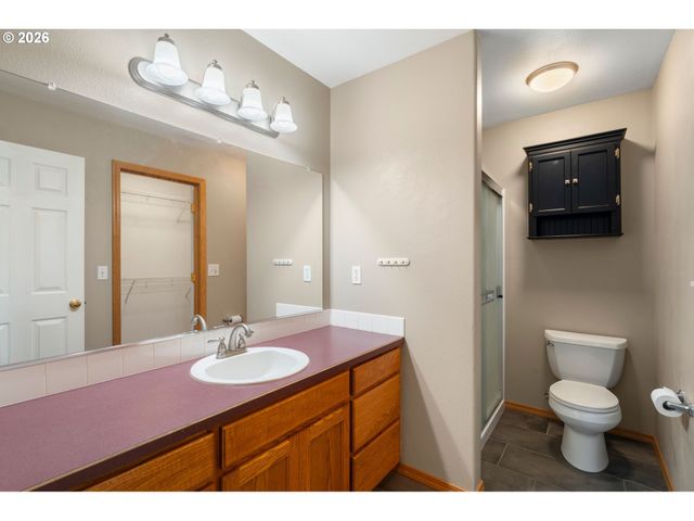 2535 12th Ave, Forest Grove, OR 97116